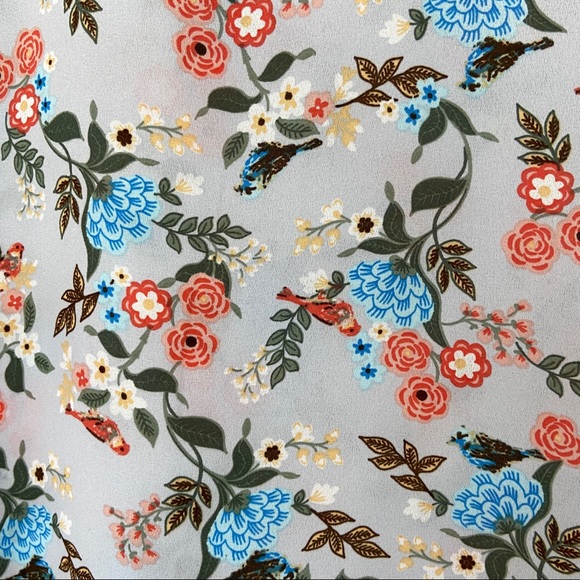 TWIK BY SIMONS BLUE/FLORAL SHORT SLEEVED BLOUSE/TOP WITH PETER PAN COLLA… - Picture 4 of 9